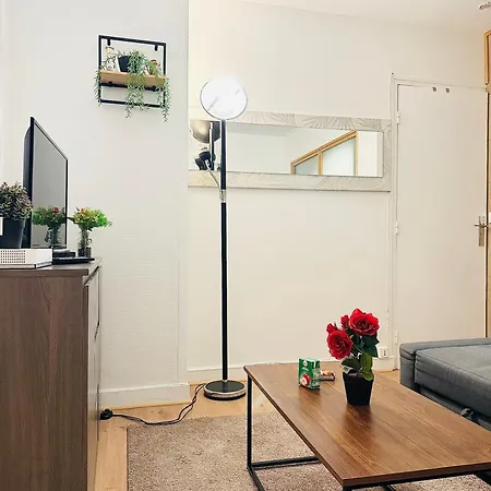 Superbe Appartement 2 Pièces Avec Grande Terrasse Melun Extérieur photo