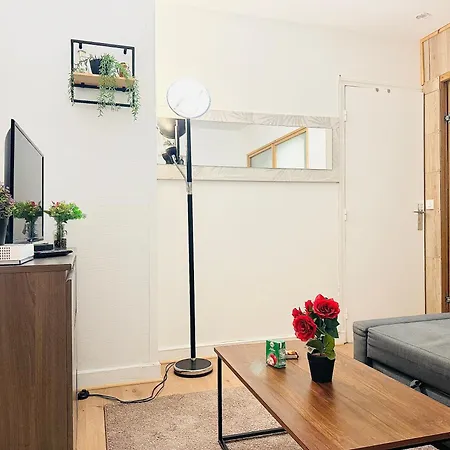 Superbe Appartement 2 Pièces Avec Grande Terrasse Melun Extérieur photo